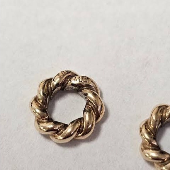 ISO - Picture 8 of 9